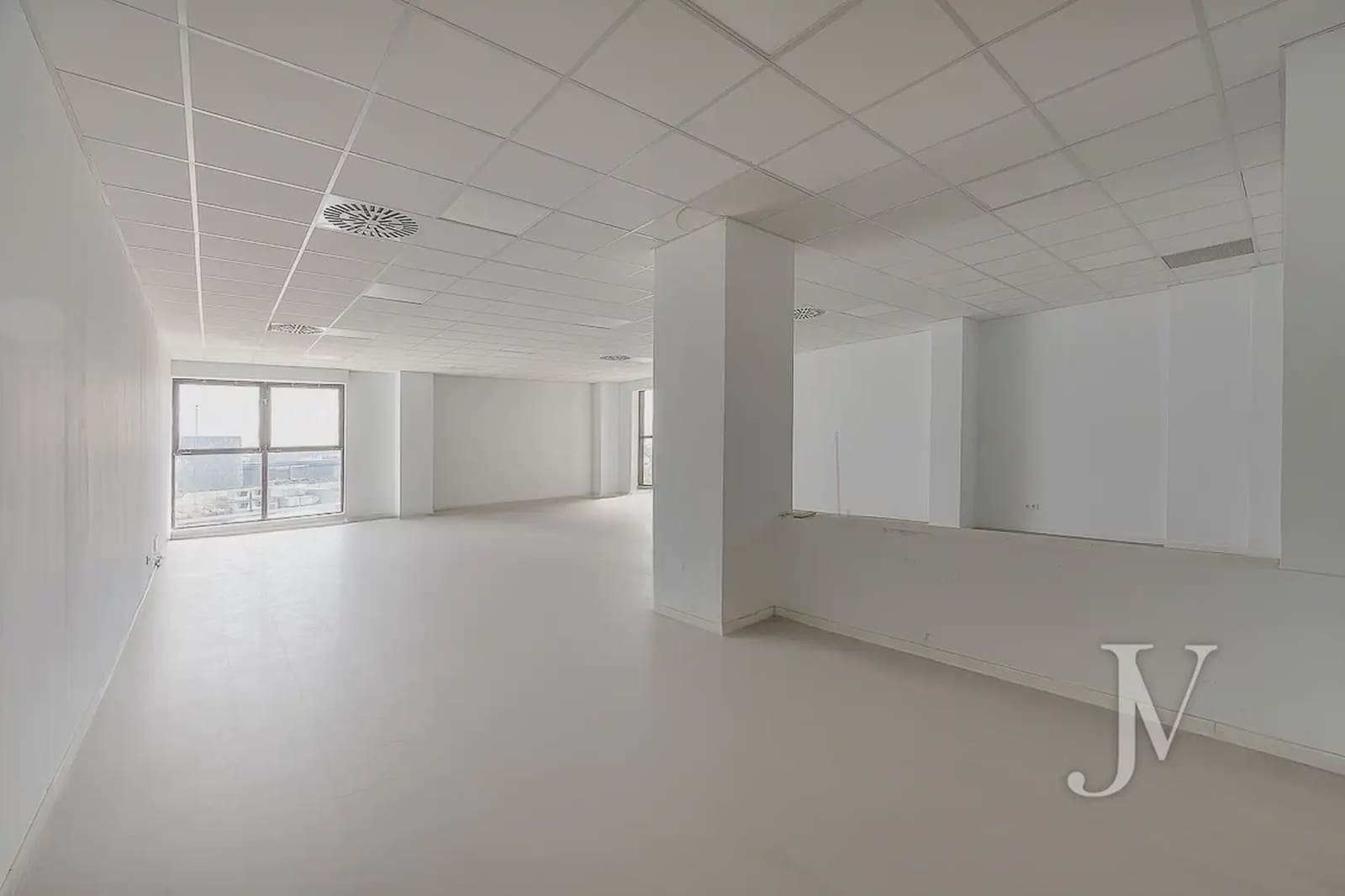 Kontor til salg i Madrid by med garage - € 999.000 (Ref: 9965619)