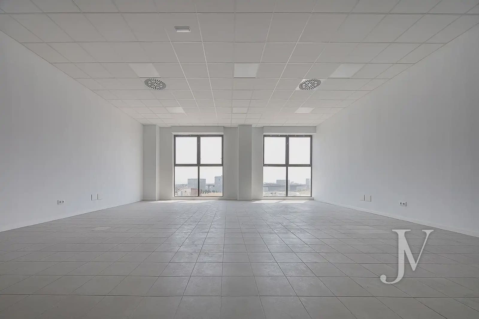 Kontor til salg i Madrid by med garage - € 999.000 (Ref: 9965619)