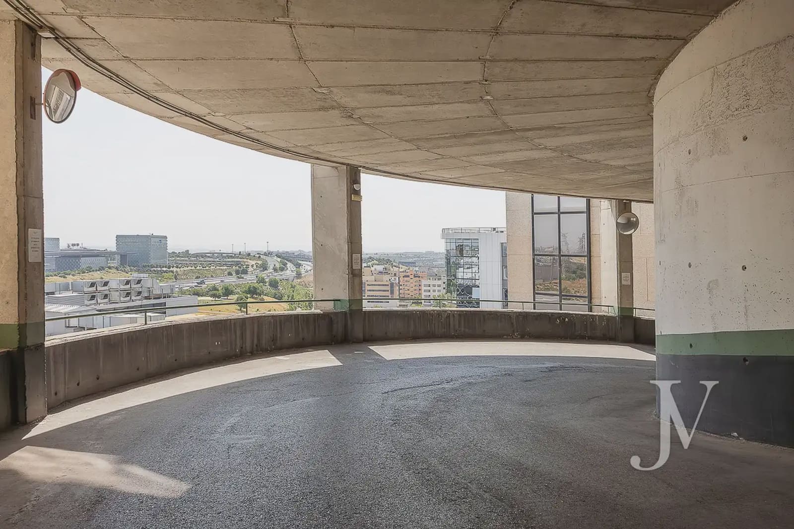 Kontor til salg i Madrid by med garage - € 999.000 (Ref: 9965619)