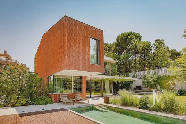 5 quarto Moradia para venda em Ciudad Universitaria, Madrid cidade com piscina garagem - 4 495 000 € (Ref: 9965620)