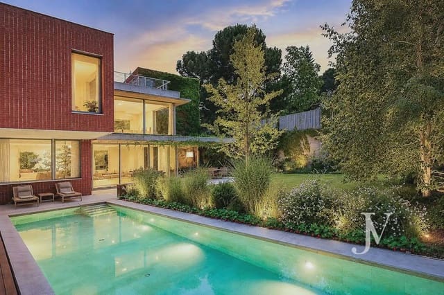 5 quarto Moradia para venda em Ciudad Universitaria, Madrid cidade com piscina garagem - 4 495 000 € (Ref: 9965620)