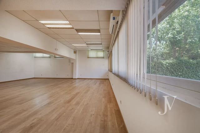 Lejlighed til salg i Ciudad Universitaria, Madrid by - € 759.000 (Ref: 9965622)