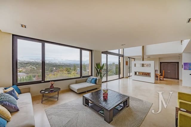 5 soverom Villa til salgs i San Sebastián de los Reyes med svømmebasseng garasje - € 3 250 000 (Ref: 9965623)