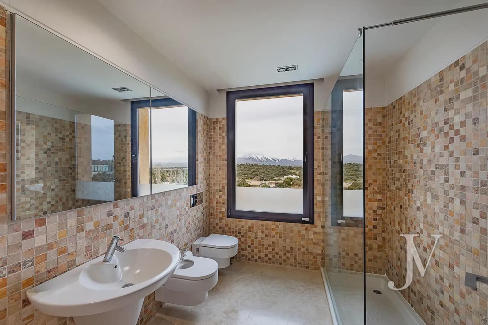 5 soverom Villa til salgs i San Sebastian de los Reyes med svømmebasseng garasje - € 3 250 000 (Ref: 9965623)