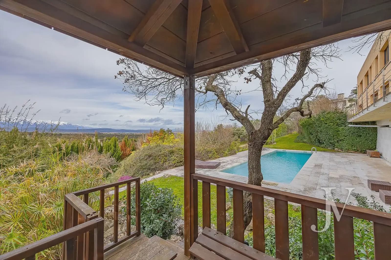 5 soverom Villa til salgs i San Sebastian de los Reyes med svømmebasseng garasje - € 3 250 000 (Ref: 9965623)