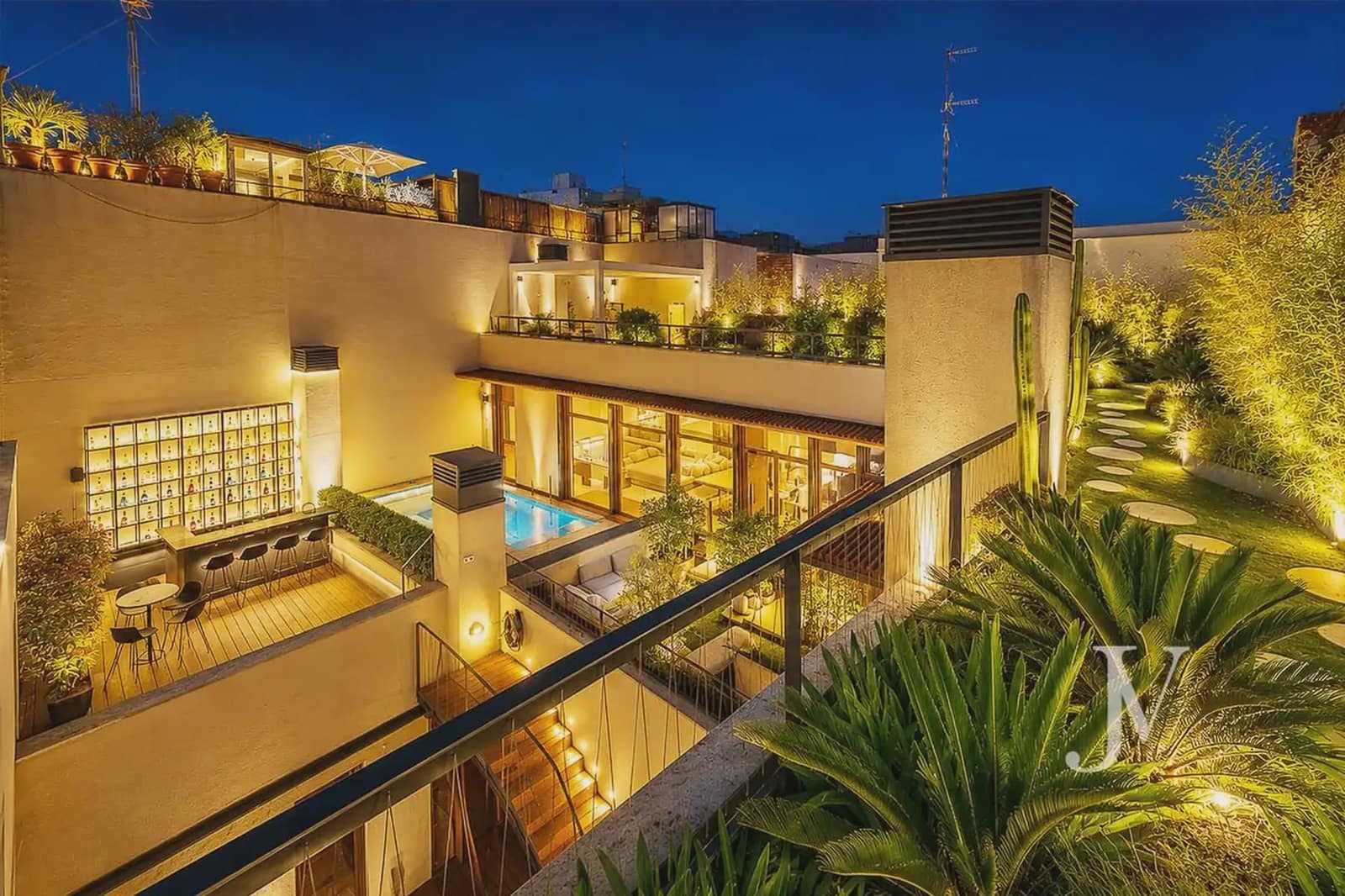 Ático de 4 habitaciones en Madrid ciudad en venta con piscina garaje - 5.000.000 € (Ref: 9965625)