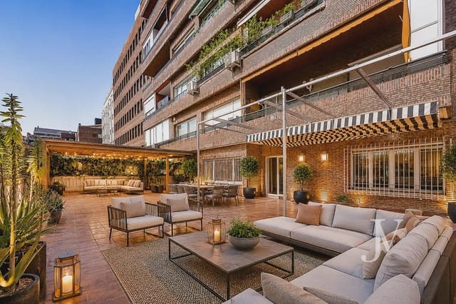 4 soveværelse Lejlighed til salg i Recoletos, Madrid by - € 3.000.000 (Ref: 9965626)