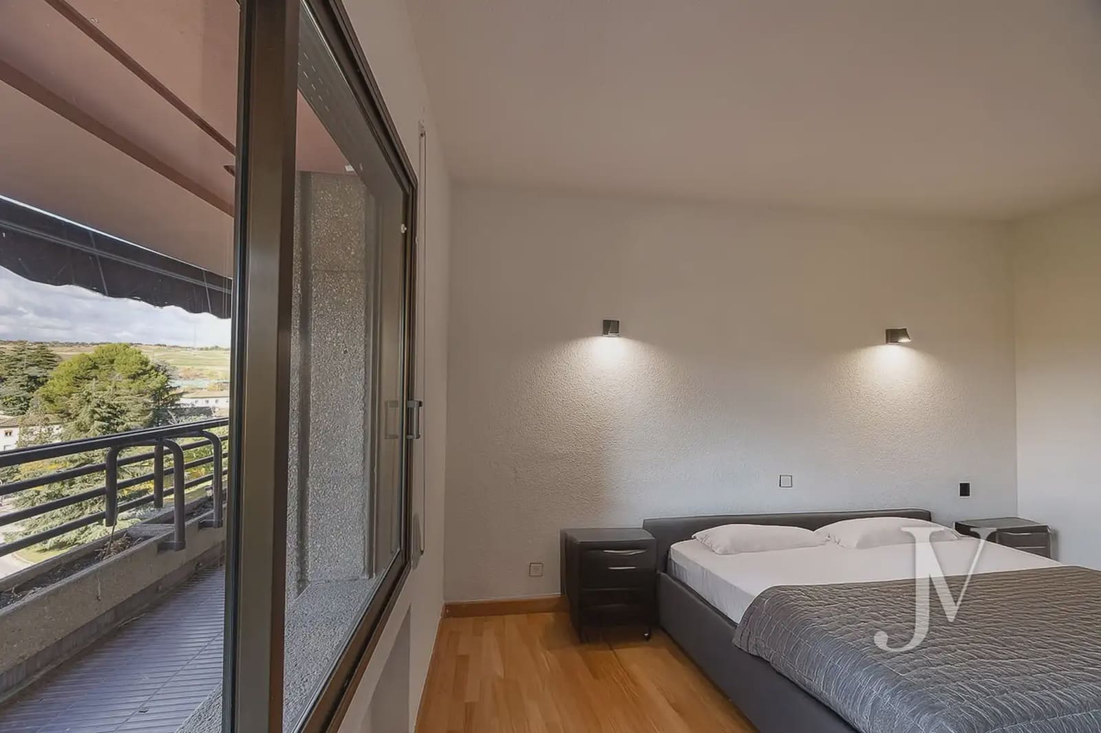 3 slaapkamer Flat te koop in Madrid stad met zwembad - € 849.000 (Ref: 9965627)
