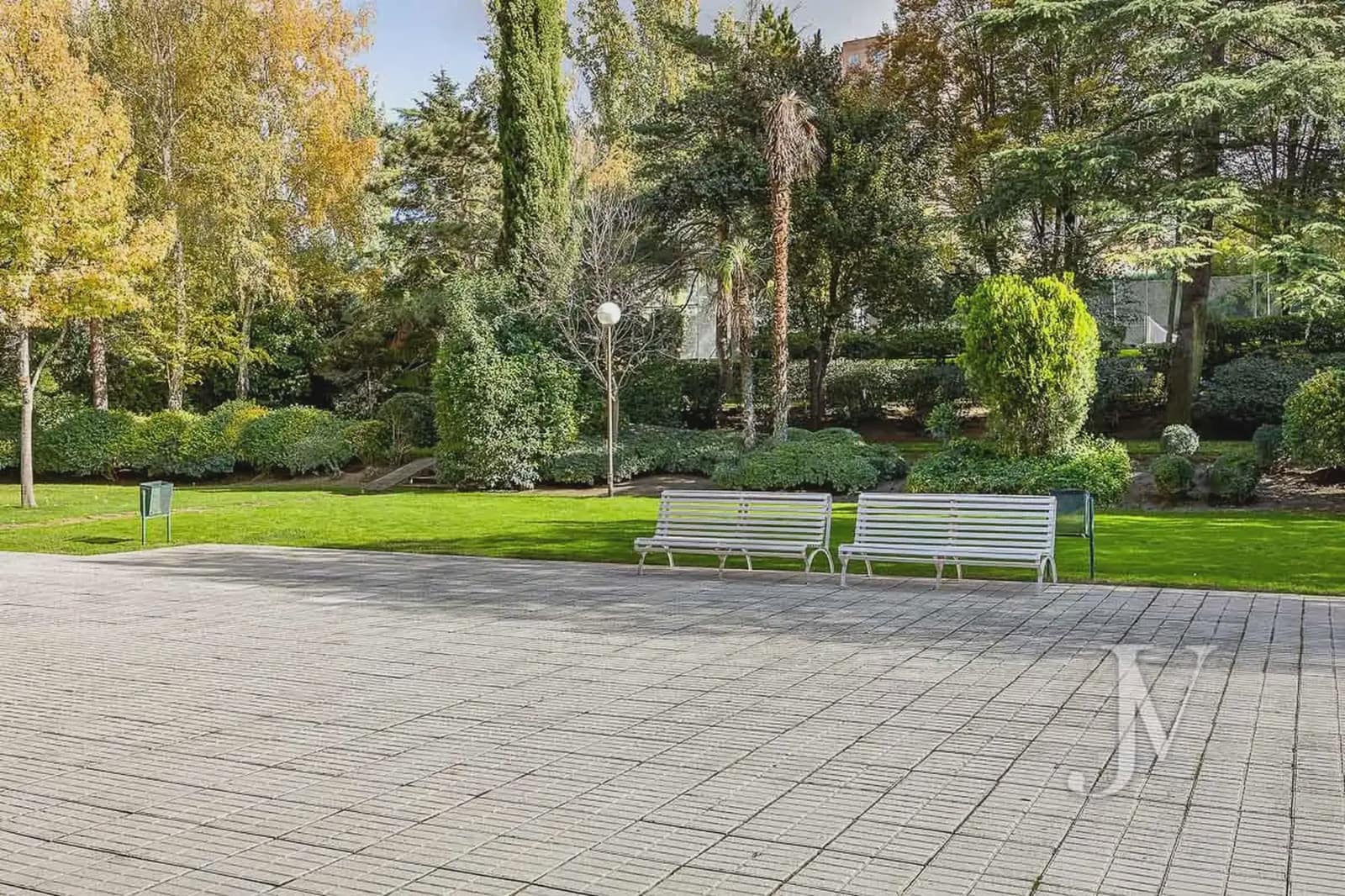 3 slaapkamer Flat te koop in Madrid stad met zwembad - € 849.000 (Ref: 9965627)
