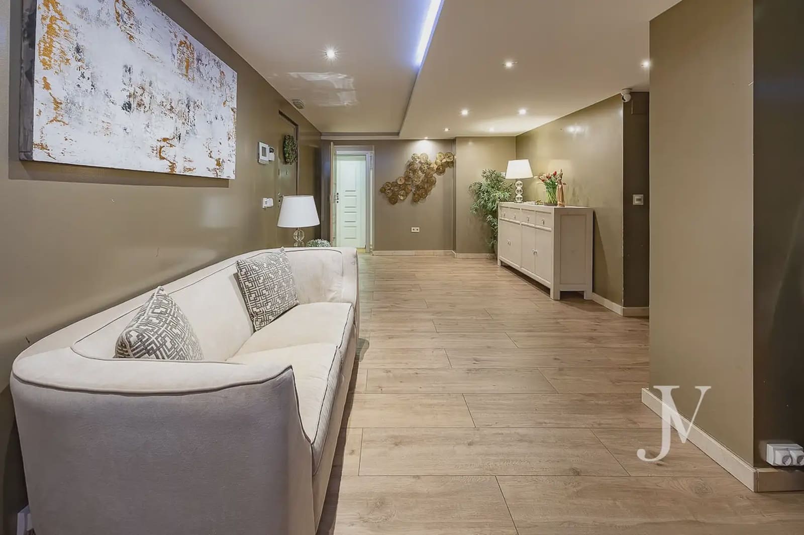 6 bedroom Semi-detached Villa for sale in Pozuelo de Alarcon with pool garage - € 3,790,000 (Ref: 9965629)