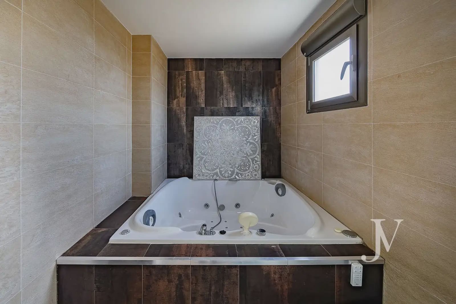 6 bedroom Semi-detached Villa for sale in Pozuelo de Alarcon with pool garage - € 3,790,000 (Ref: 9965629)
