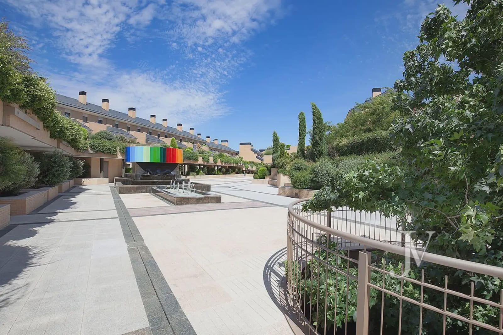 6 bedroom Semi-detached Villa for sale in Pozuelo de Alarcon with pool garage - € 3,790,000 (Ref: 9965629)