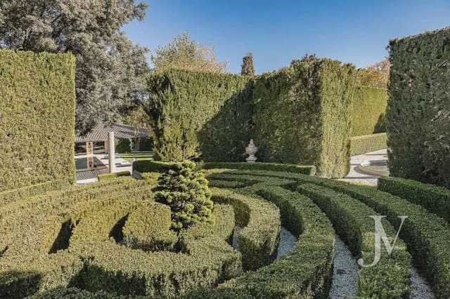 Finka/Dom wiejski na sprzedaż w Boadilla del Monte - 7 900 000 € (Ref: 9965630)