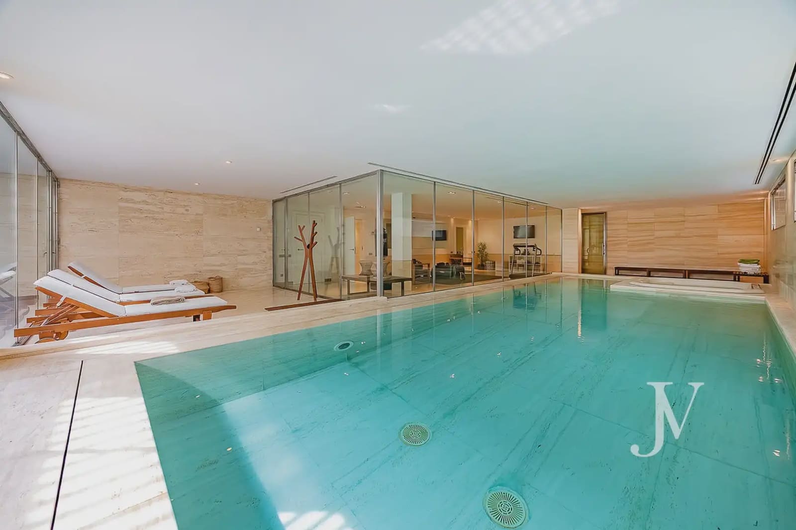 7 soverom Villa til salgs i Pozuelo de Alarcon med svømmebasseng garasje - € 14 500 000 (Ref: 9965633)