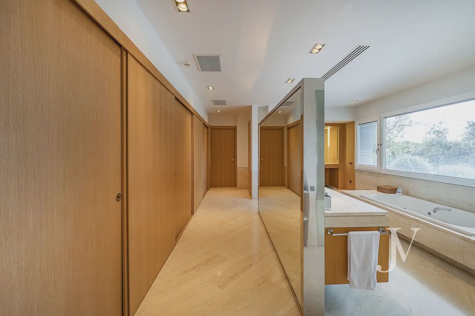 7 soverom Villa til salgs i Pozuelo de Alarcon med svømmebasseng garasje - € 14 500 000 (Ref: 9965633)