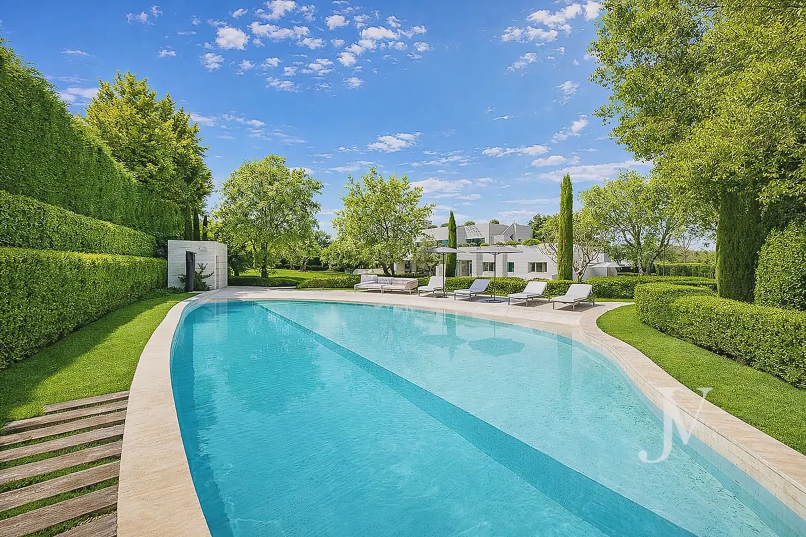 7 soverom Villa til salgs i Pozuelo de Alarcon med svømmebasseng garasje - € 14 500 000 (Ref: 9965633)