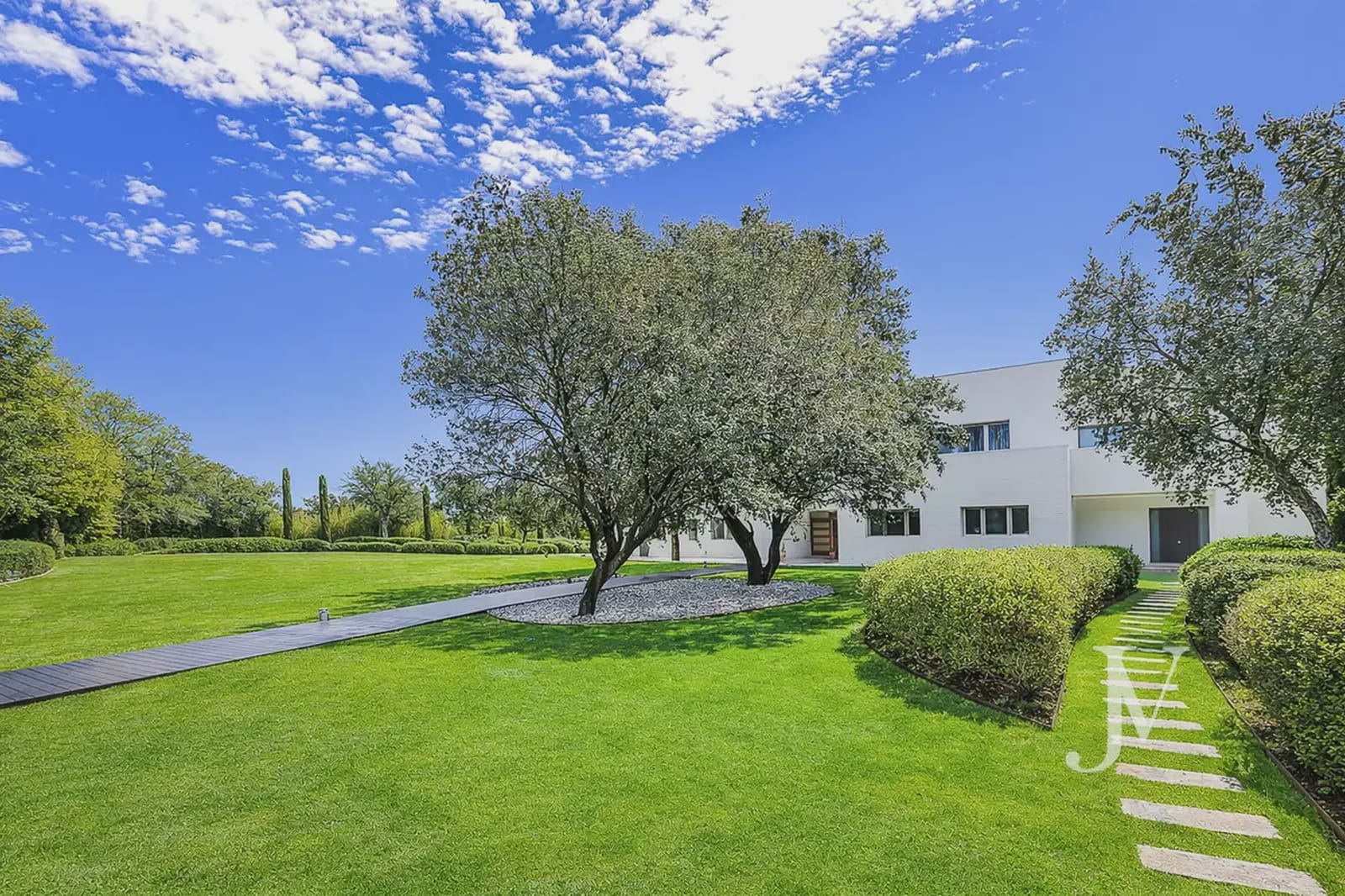 7 soverom Villa til salgs i Pozuelo de Alarcon med svømmebasseng garasje - € 14 500 000 (Ref: 9965633)