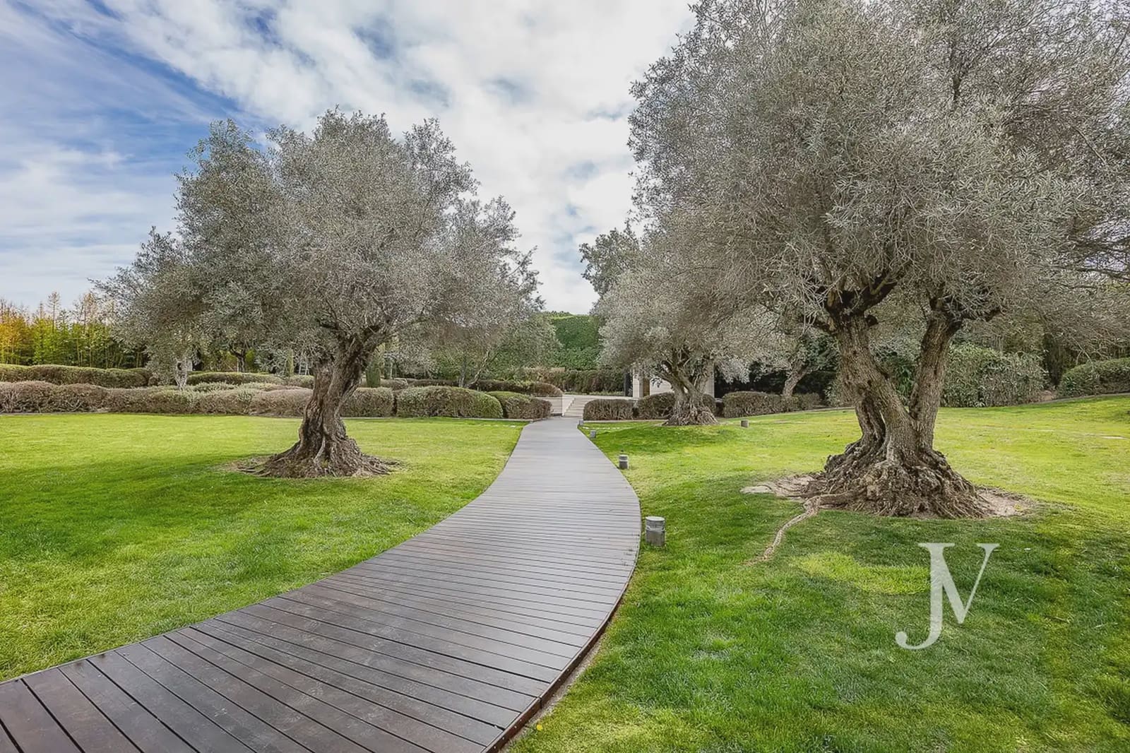 7 soverom Villa til salgs i Pozuelo de Alarcon med svømmebasseng garasje - € 14 500 000 (Ref: 9965633)