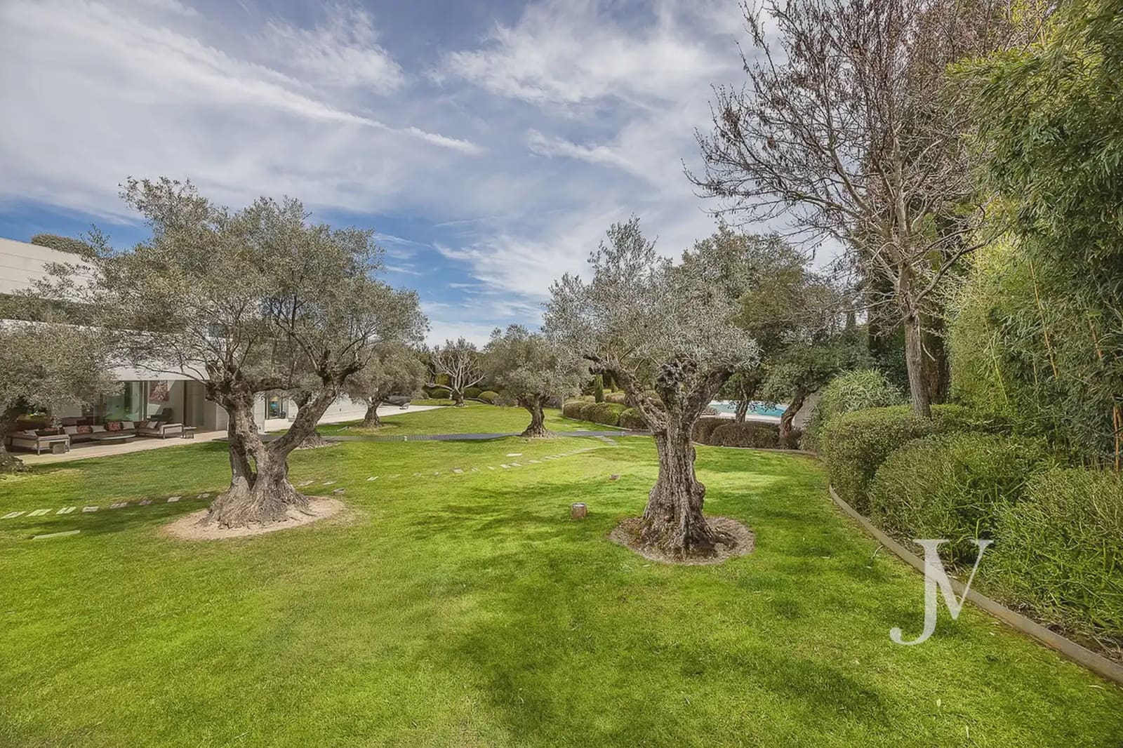 7 soverom Villa til salgs i Pozuelo de Alarcon med svømmebasseng garasje - € 14 500 000 (Ref: 9965633)