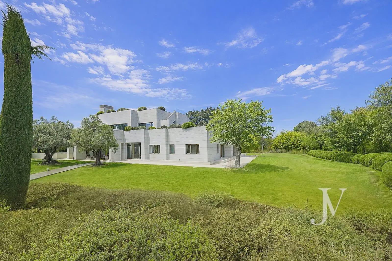 7 soverom Villa til salgs i Pozuelo de Alarcon med svømmebasseng garasje - € 14 500 000 (Ref: 9965633)