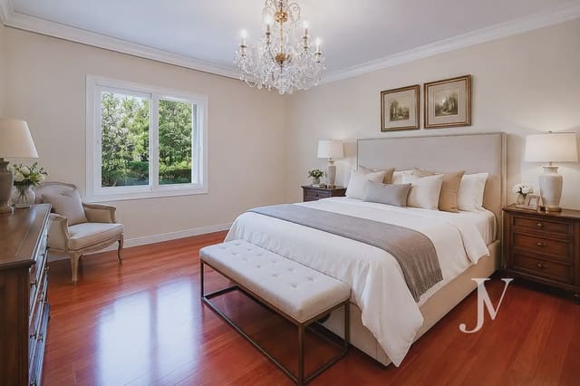 6 soverom Villa til salgs i Nueva España, Madrid by med svømmebasseng garasje - € 5 300 000 (Ref: 9965635)