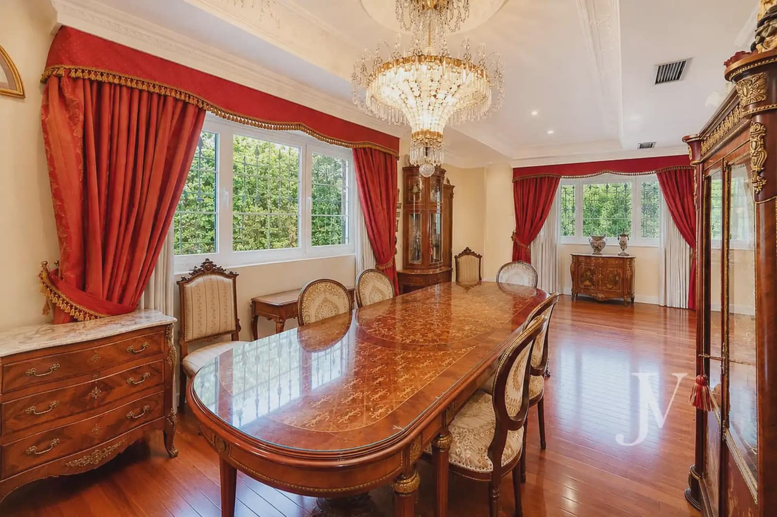 6 soveværelse Villa til salg i Madrid by med swimmingpool garage - € 5.300.000 (Ref: 9965635)