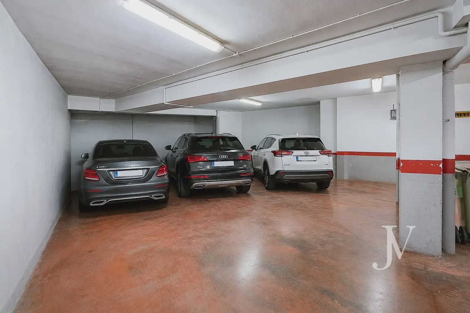6 soveværelse Villa til salg i Madrid by med swimmingpool garage - € 5.300.000 (Ref: 9965635)