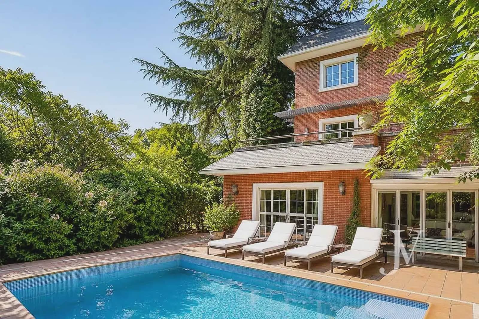 6 soveværelse Villa til salg i Madrid by med swimmingpool garage - € 5.300.000 (Ref: 9965635)