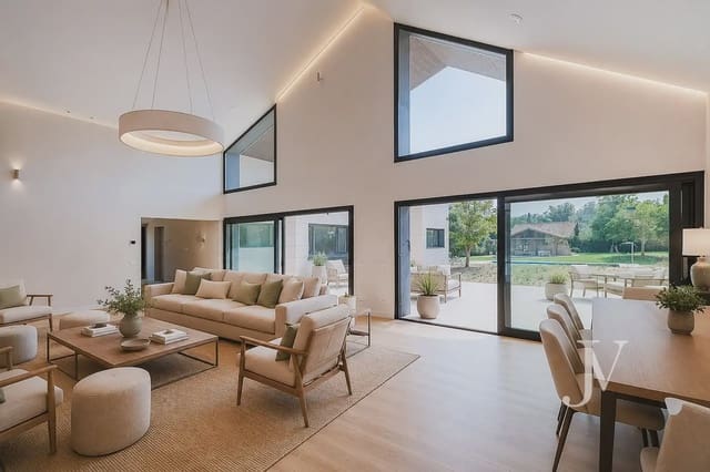 7 slaapkamer Villa te koop in Pozuelo de Alarcón met zwembad garage - € 4.200.000 (Ref: 9965636)