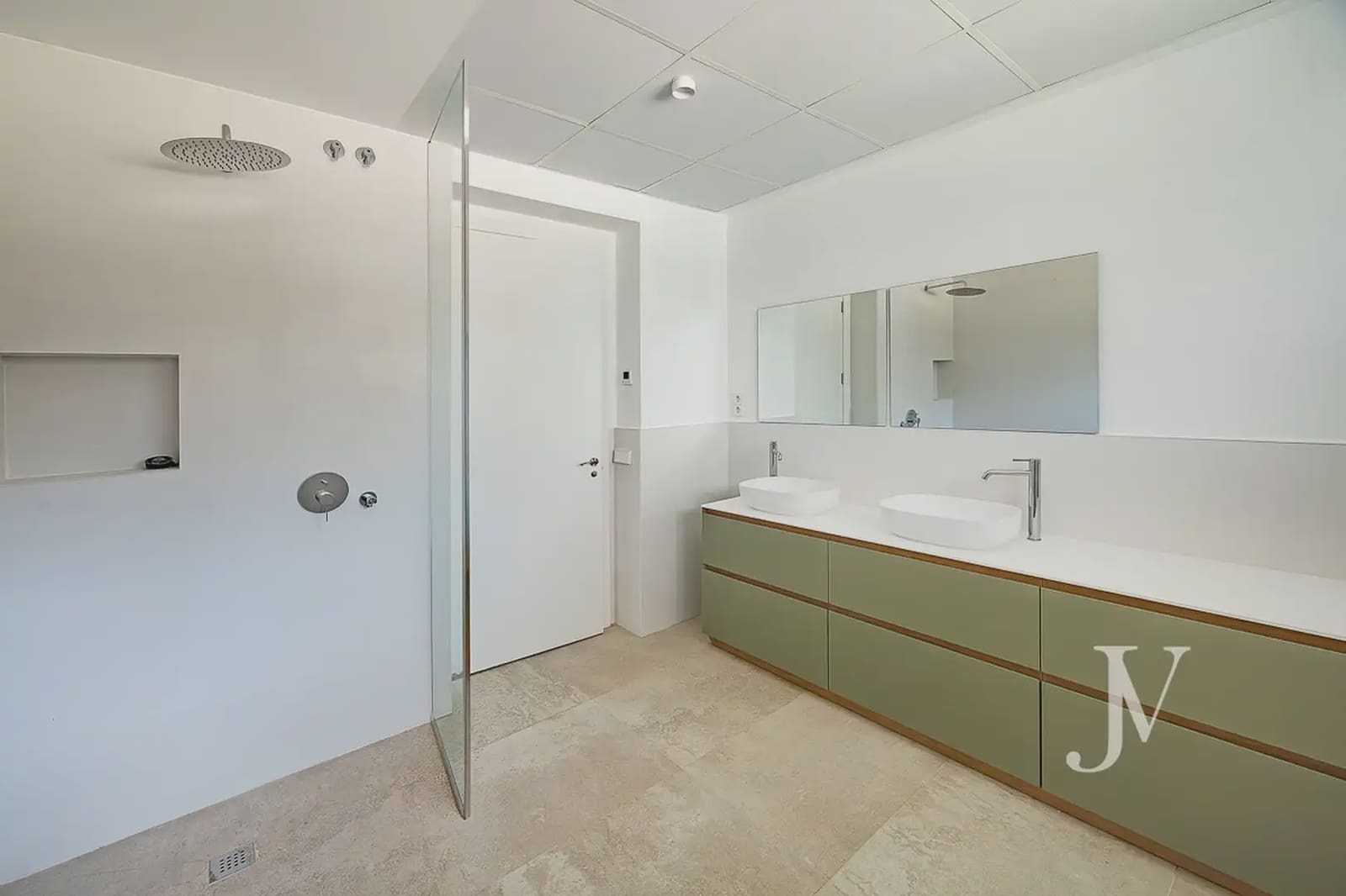 7 quarto Moradia para venda em Pozuelo de Alarcon com piscina garagem - 4 200 000 € (Ref: 9965636)