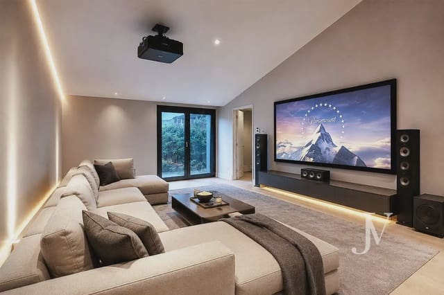7 slaapkamer Villa te koop in Pozuelo de Alarcón met zwembad garage - € 4.200.000 (Ref: 9965636)