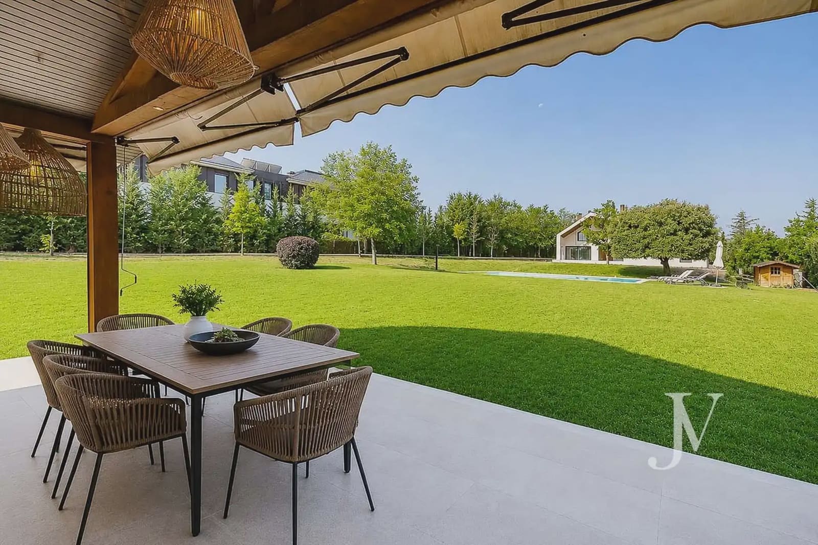 7 quarto Moradia para venda em Pozuelo de Alarcon com piscina garagem - 4 200 000 € (Ref: 9965636)