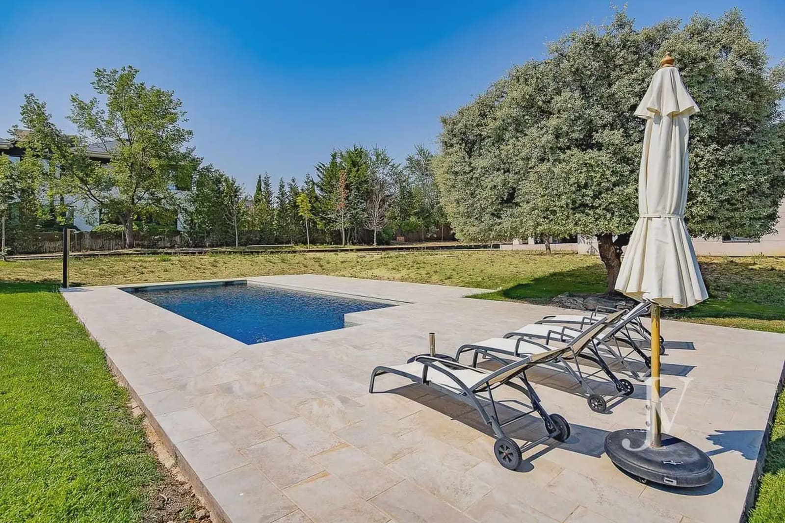 7 quarto Moradia para venda em Pozuelo de Alarcon com piscina garagem - 4 200 000 € (Ref: 9965636)