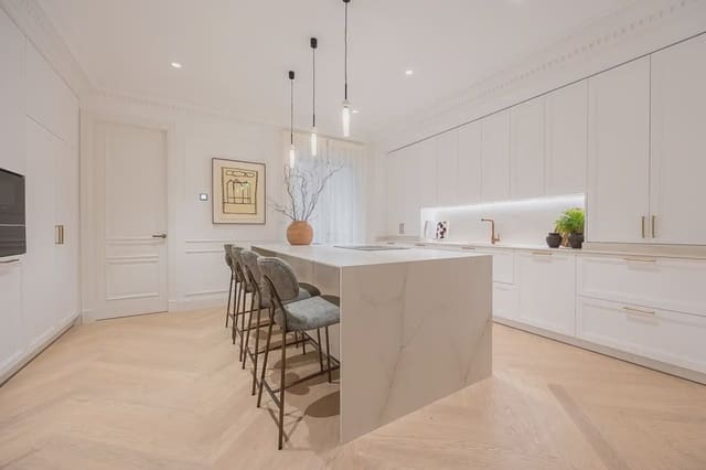 3 soveværelse Lejlighed til salg i Recoletos, Madrid by - € 8.100.000 (Ref: 9965640)