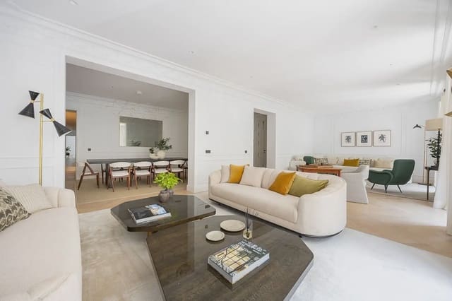 3 soveværelse Lejlighed til salg i Recoletos, Madrid by - € 8.100.000 (Ref: 9965640)