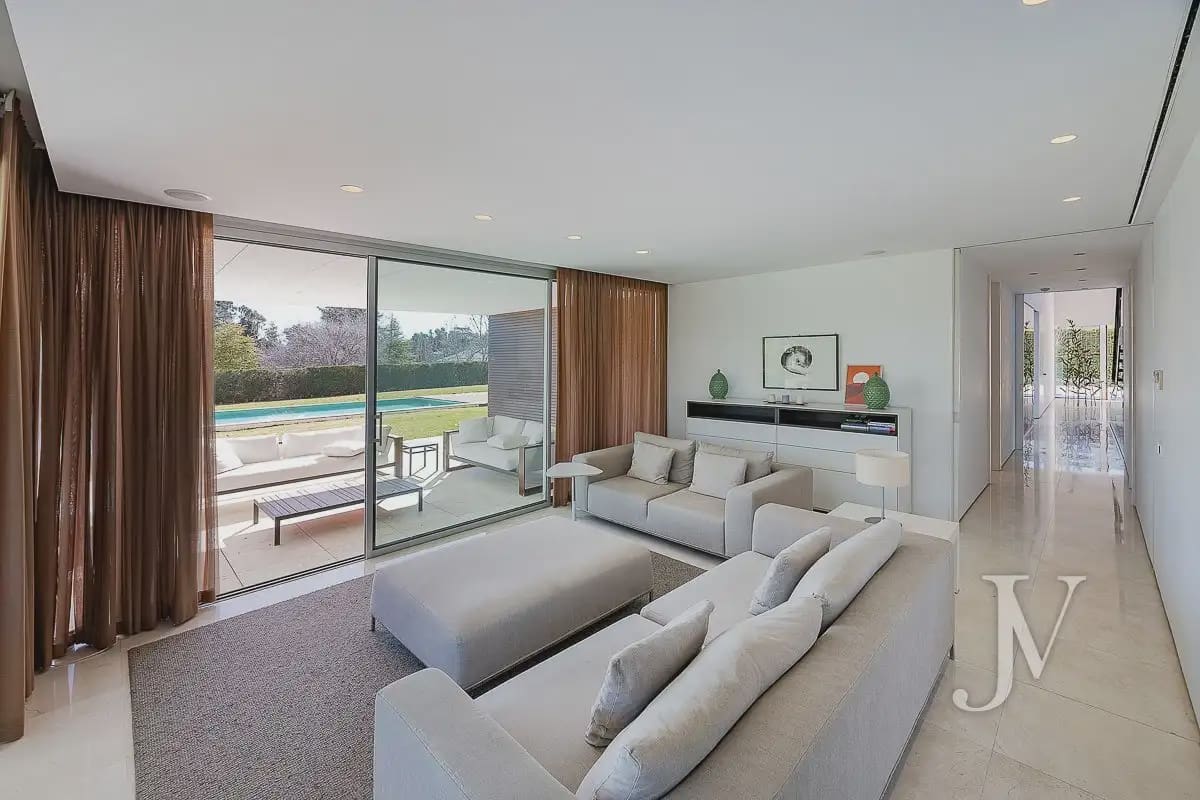 9 sovrum Villa till salu i Madrid stad med pool garage - 7 500 000 € (Ref: 9965642)