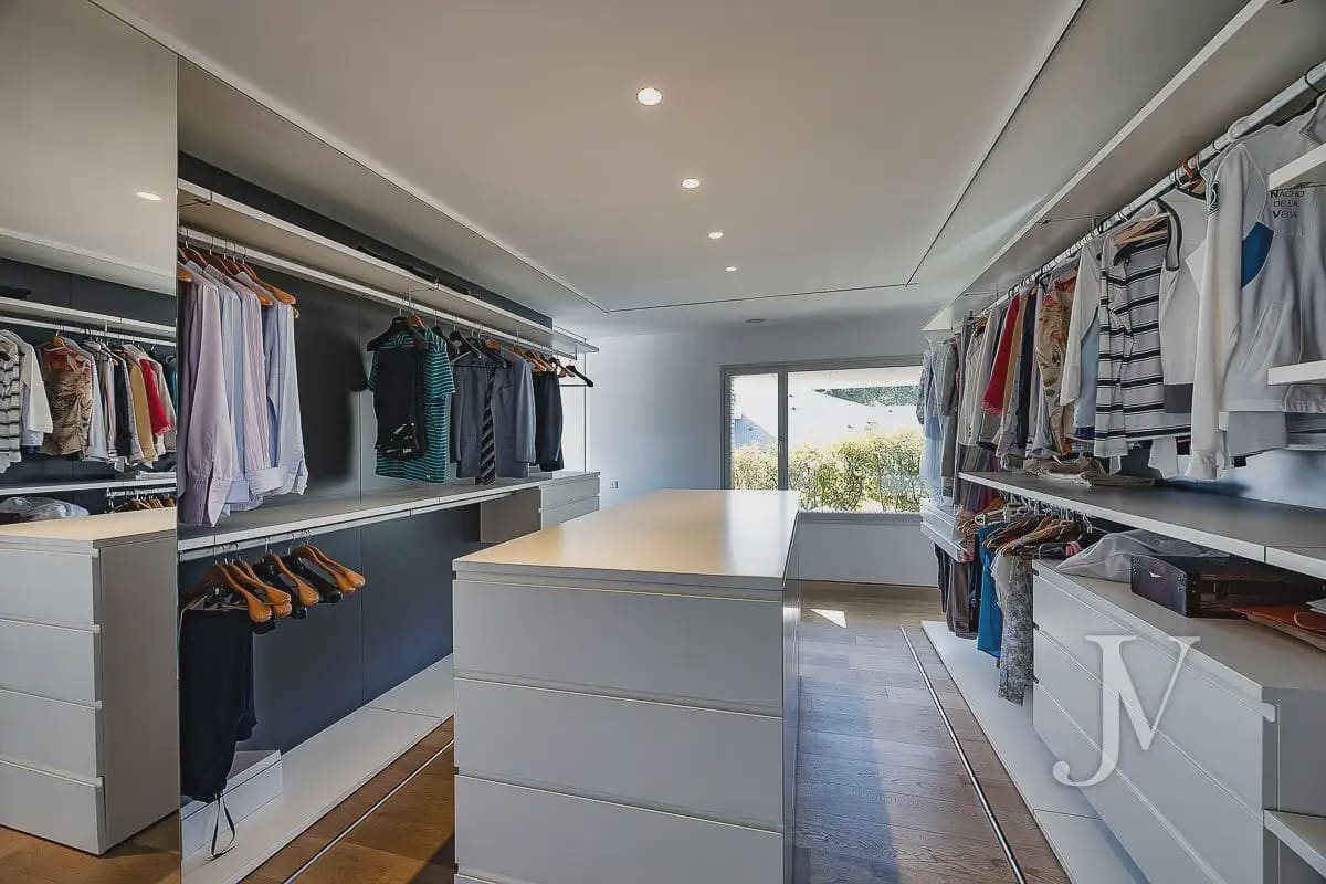 9 sovrum Villa till salu i Madrid stad med pool garage - 7 500 000 € (Ref: 9965642)