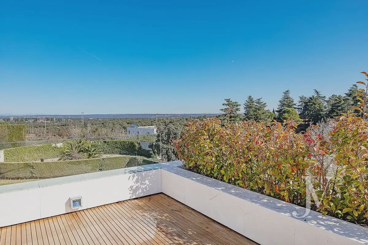 9 sovrum Villa till salu i Madrid stad med pool garage - 7 500 000 € (Ref: 9965642)