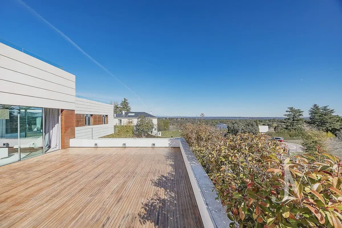 9 sovrum Villa till salu i Madrid stad med pool garage - 7 500 000 € (Ref: 9965642)