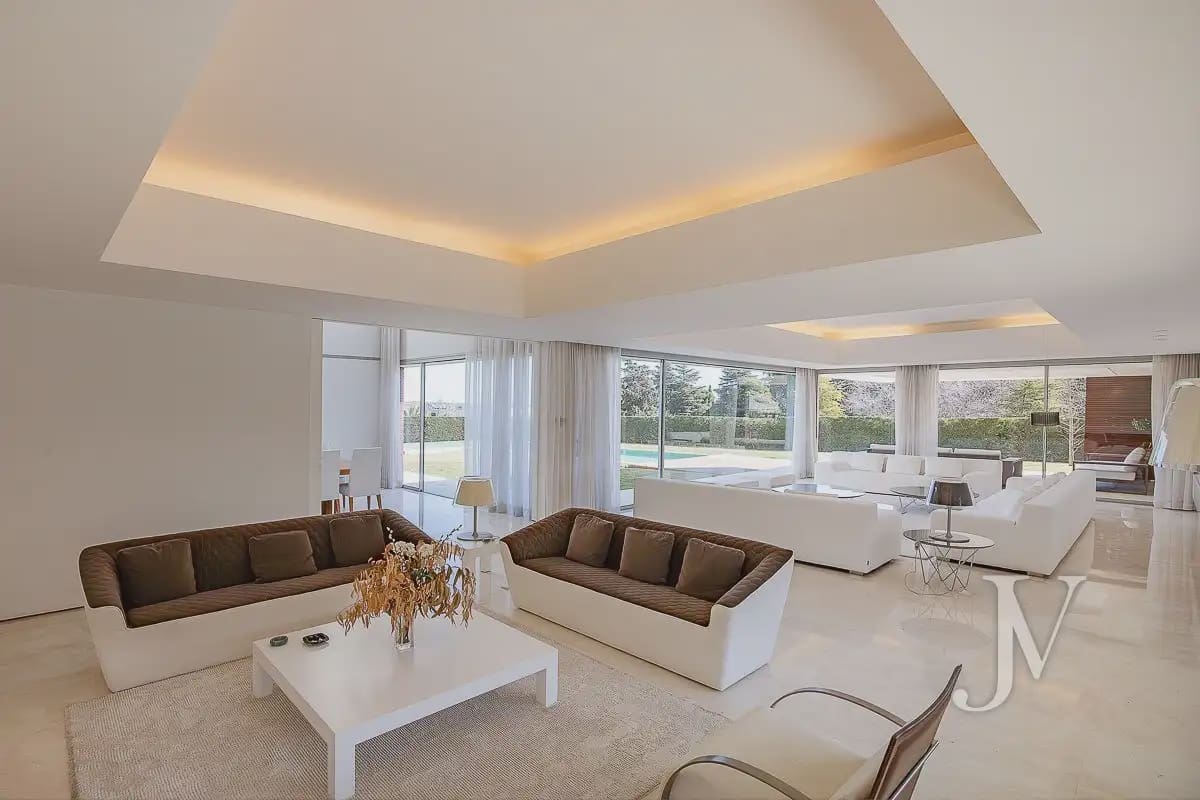 9 sovrum Villa till salu i Madrid stad med pool garage - 7 500 000 € (Ref: 9965642)