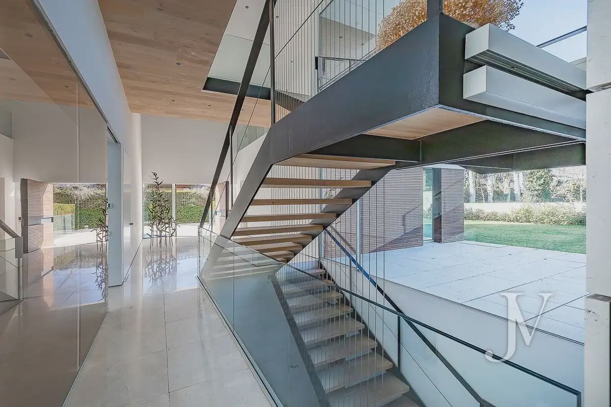 9 sovrum Villa till salu i Madrid stad med pool garage - 7 500 000 € (Ref: 9965642)