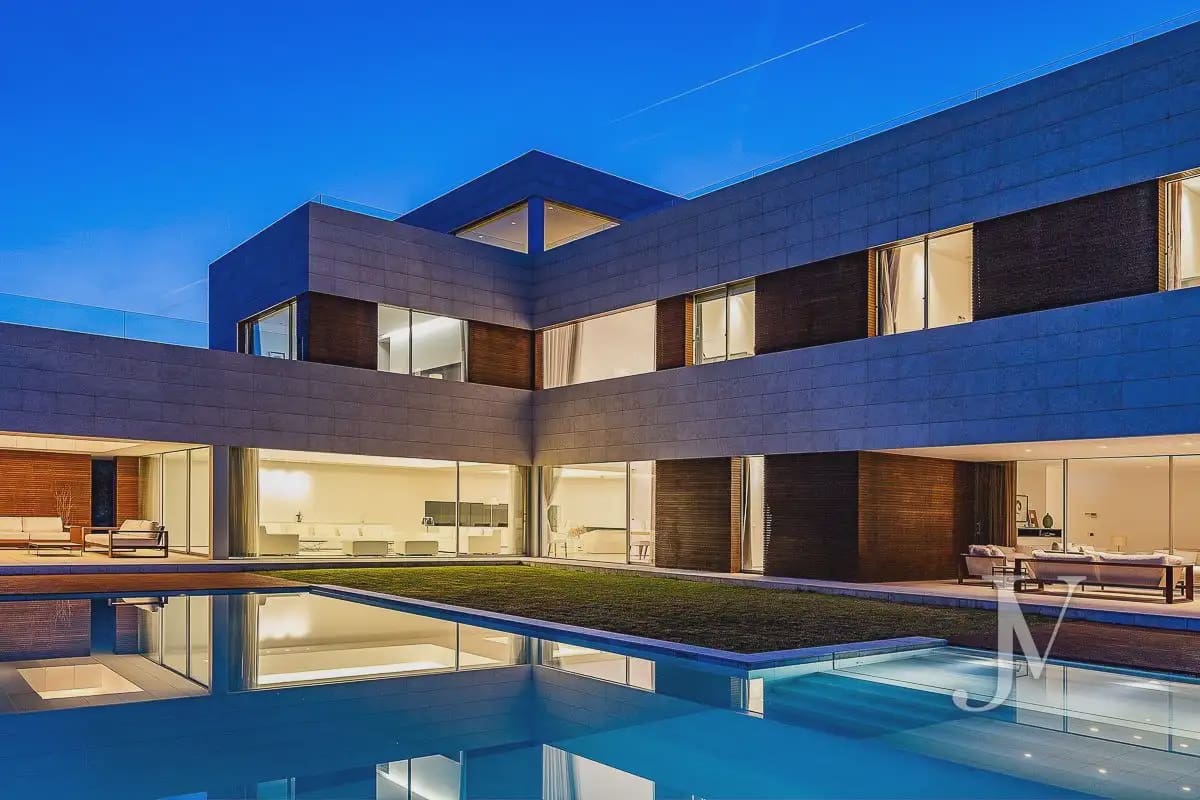 9 sovrum Villa till salu i Madrid stad med pool garage - 7 500 000 € (Ref: 9965642)