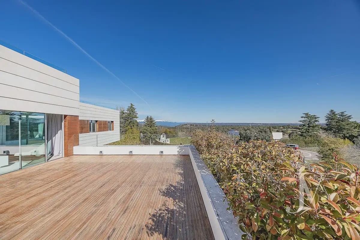9 sovrum Villa till salu i Madrid stad med pool garage - 7 500 000 € (Ref: 9965642)