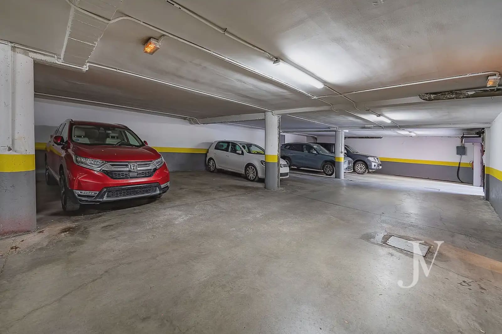 5 quarto Moradia Geminada para arrendar em Madrid cidade com piscina garagem - 4 900 € (Ref: 9965643)