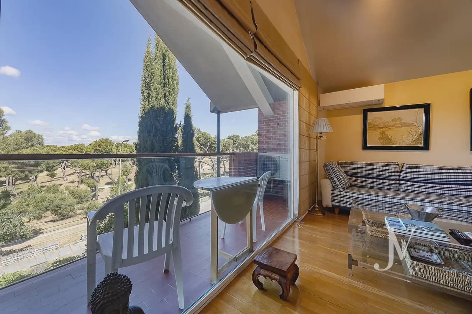 5 quarto Moradia Geminada para arrendar em Madrid cidade com piscina garagem - 4 900 € (Ref: 9965643)