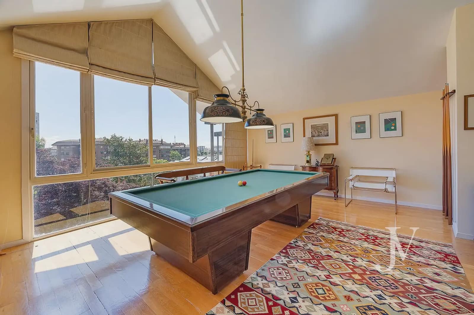 5 quarto Moradia Geminada para arrendar em Madrid cidade com piscina garagem - 4 900 € (Ref: 9965643)
