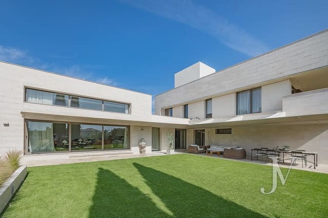 5 chambre Villa/Maison à vendre à Aravaca, Madrid ville avec piscine garage - 3 500 000 € (Ref: 9965644)