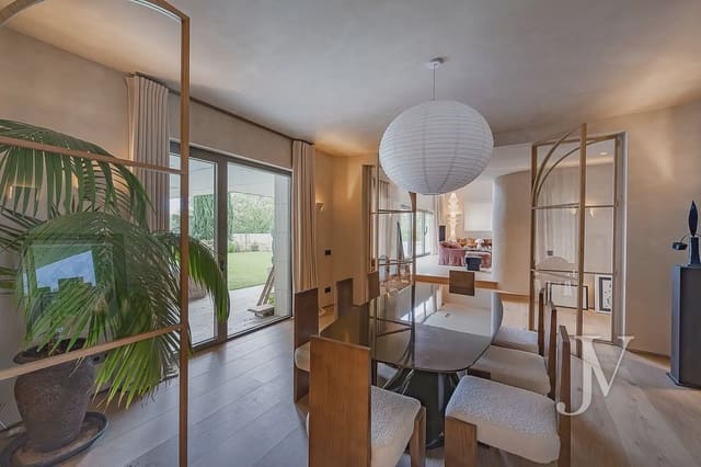 5 chambre Villa/Maison à vendre à Aravaca, Madrid ville avec piscine garage - 3 500 000 € (Ref: 9965644)