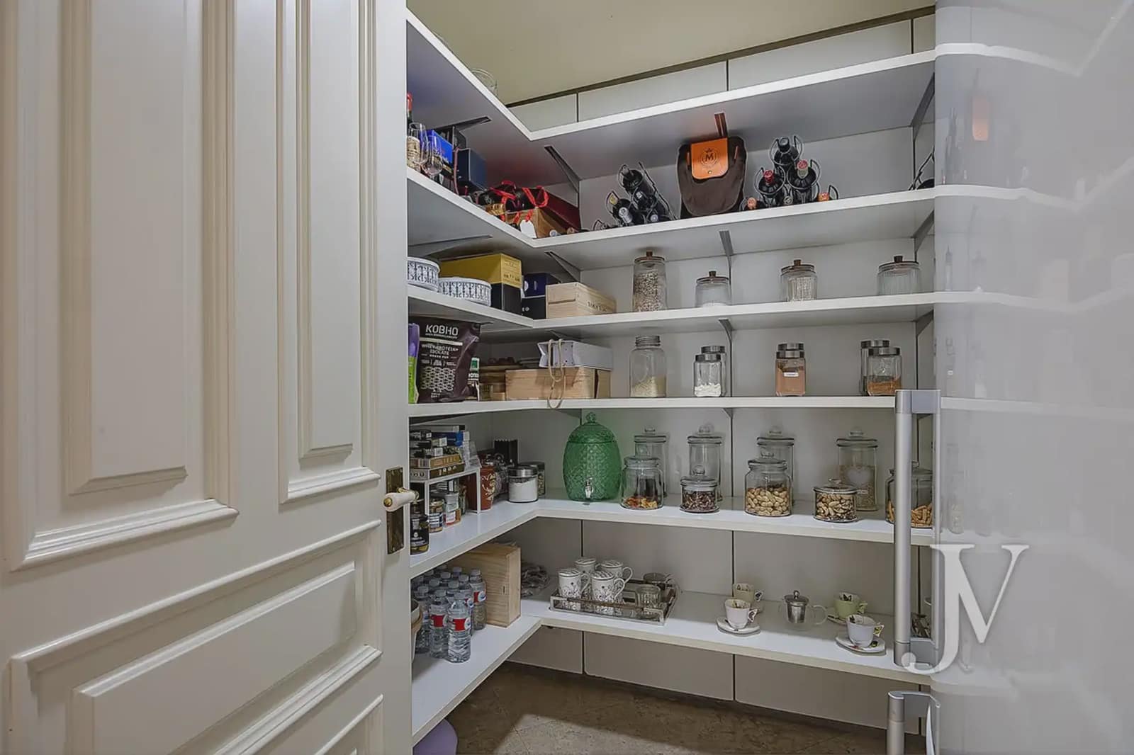 5 slaapkamer Villa te koop in Madrid stad met zwembad garage - € 3.800.000 (Ref: 9965646)