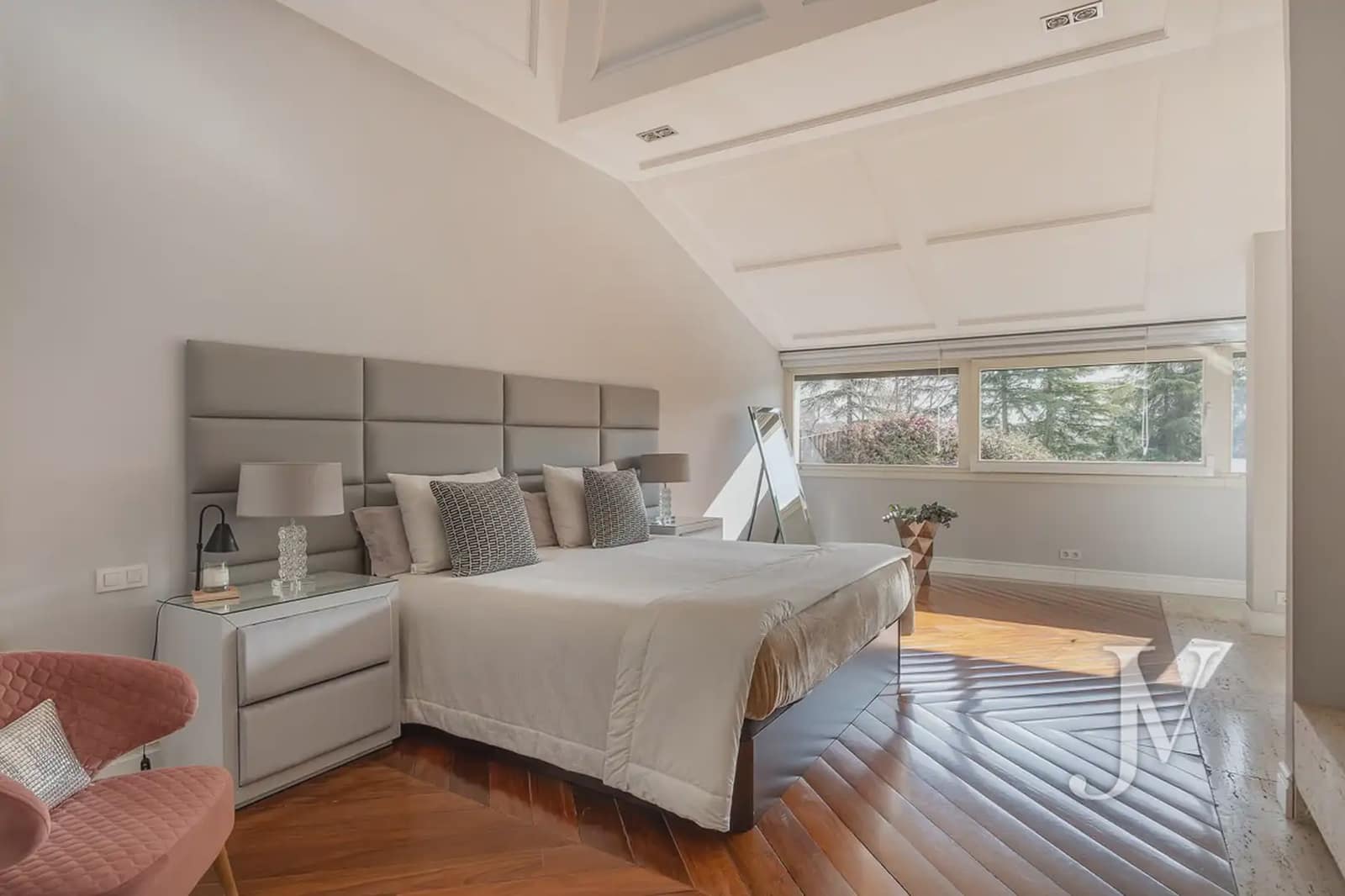 5 slaapkamer Villa te koop in Madrid stad met zwembad garage - € 3.800.000 (Ref: 9965646)